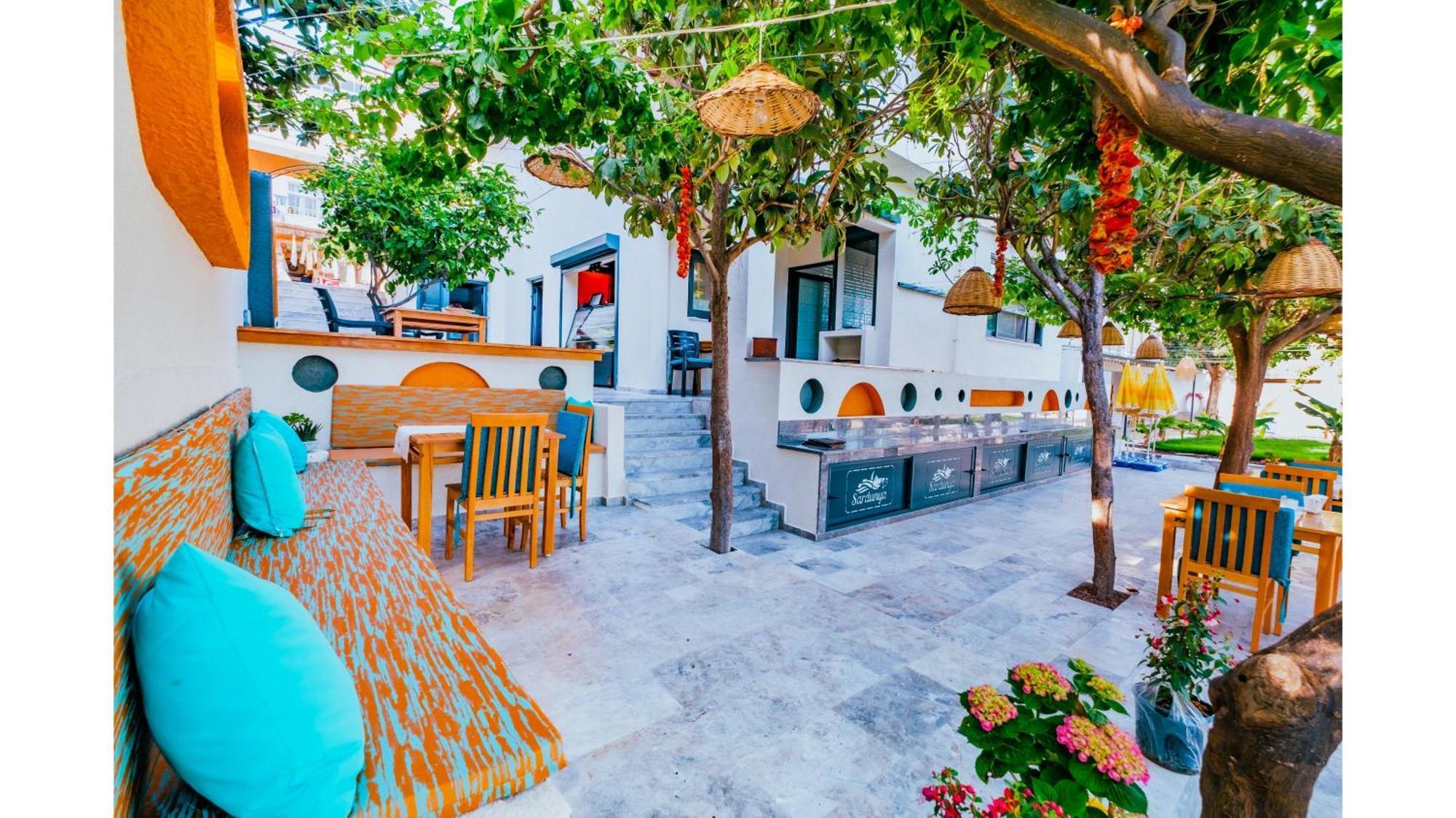 Sardunya Andifli Otel كاس المظهر الخارجي الصورة